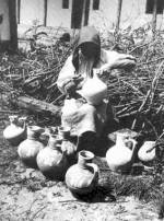 312. Ednyfests „pincussal”, Dshza (Szilgy megye). Gnyey Sndor felvtele, 1942 (Nprajzi Mzeum, Budapest)